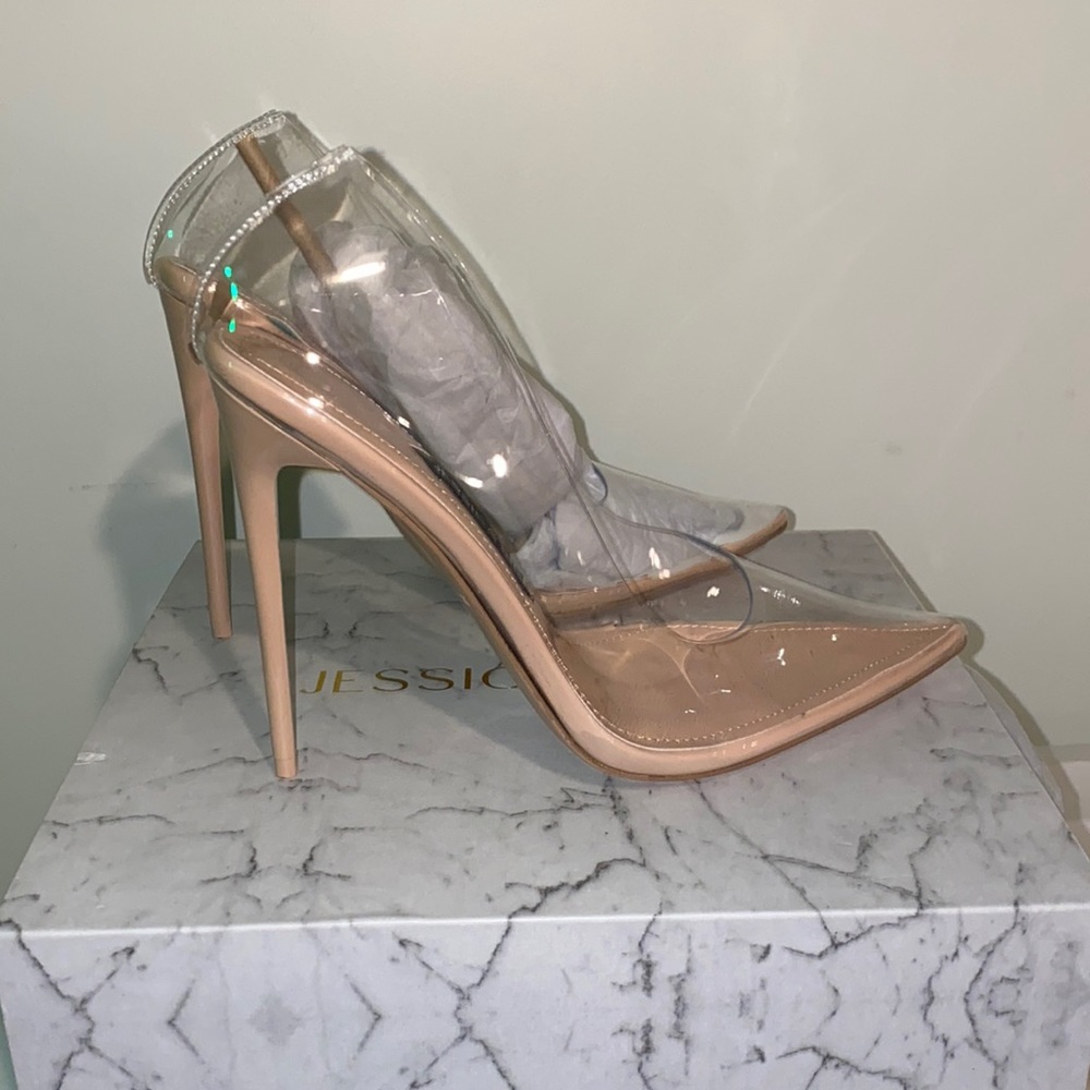 Fancy stiletto nude size 38 Jessica Rich